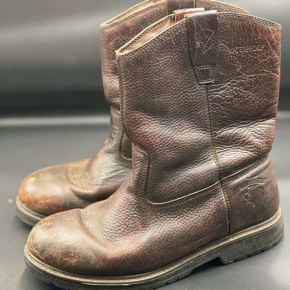 Brown Leather Pull-On Boots with Textured Upper - Picture 2 of 12